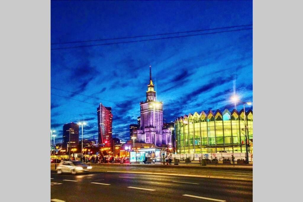 W Samym Centrum Na Grzybowskiej 华沙 外观 照片